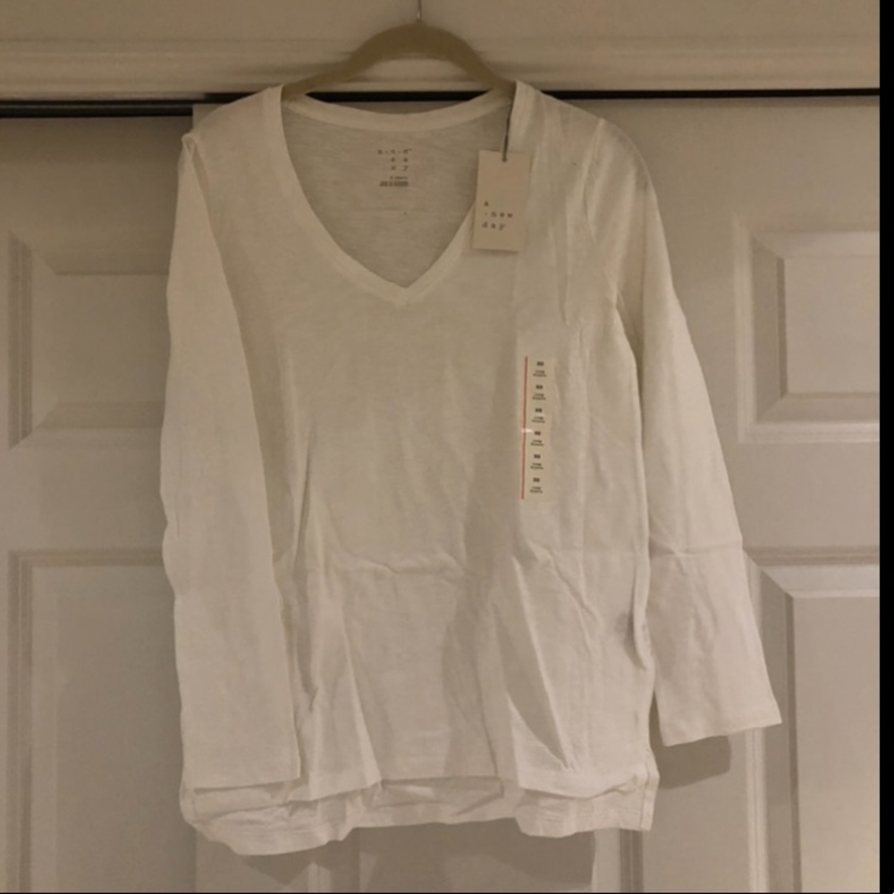 A•new•day: Long Sleeve Top w slit